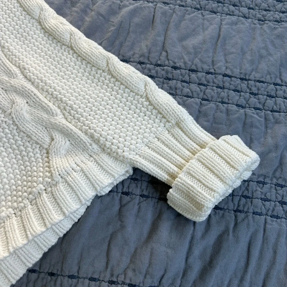 Carter’s 2T Sleeved Cable Knit Poncho with Fold Over Turtleneck Cotton Blend EUC